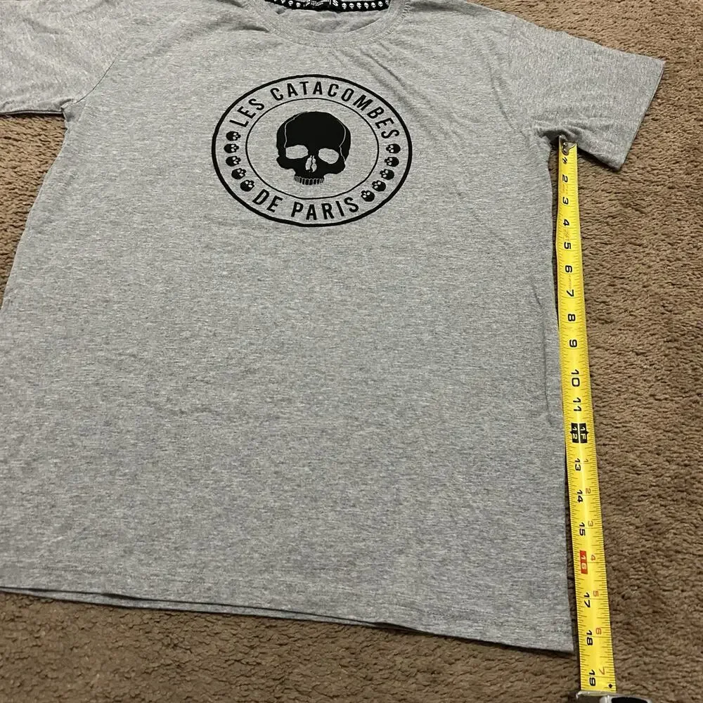 Les Catacombes De Paris Size Small T Shirt Gray Skull